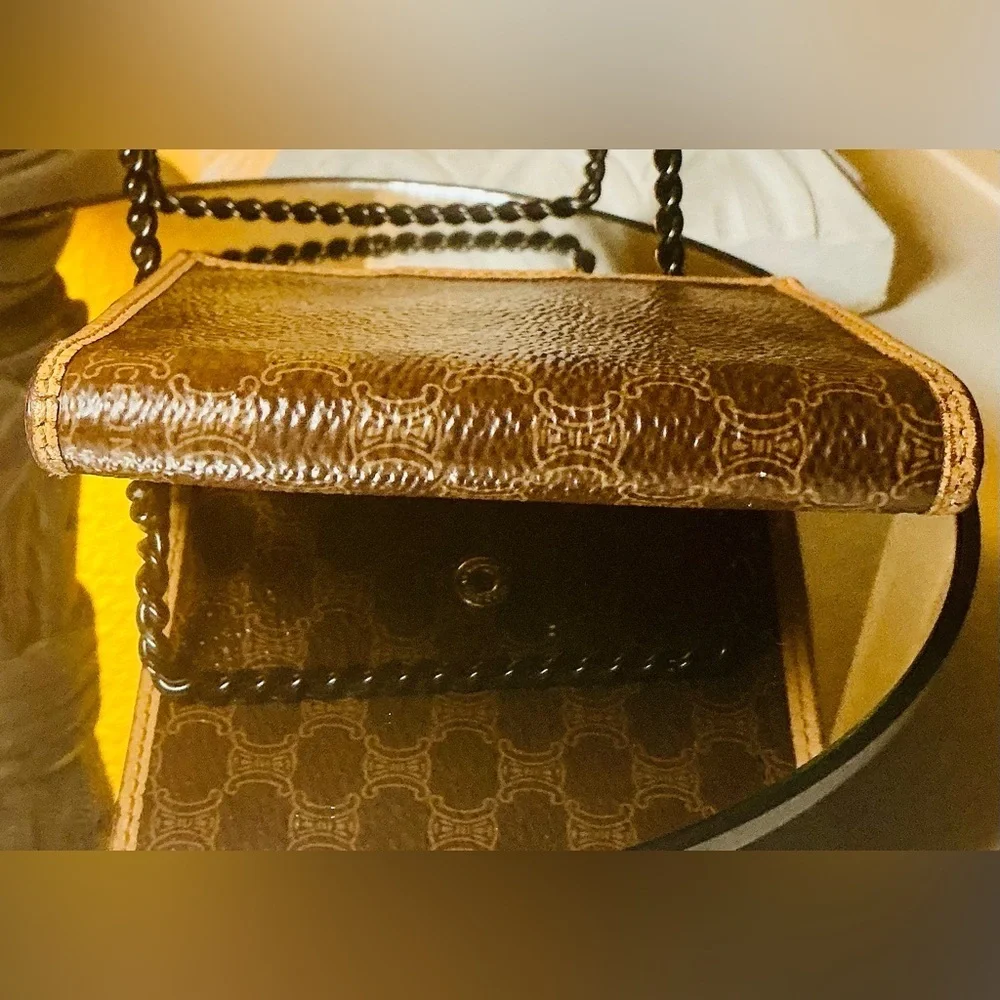 Celine Vintage Macadam Triomphe Brown Leather Bifold Wallet
